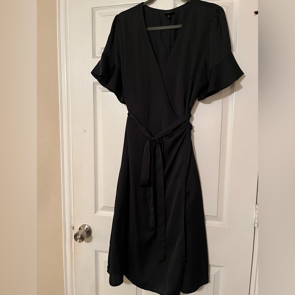 Black dress wrap